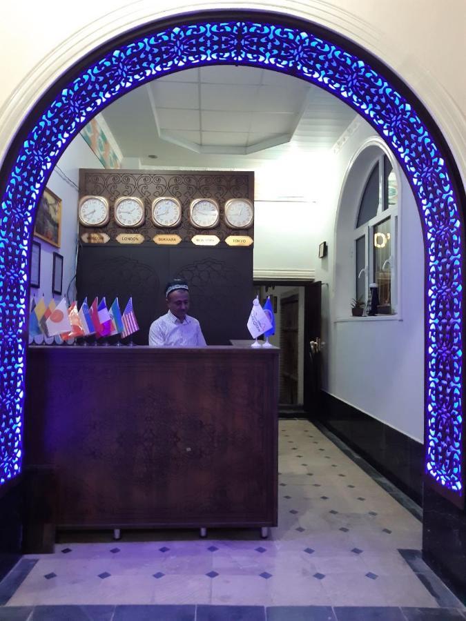 Hotel Rizqiro'Z Boutique บูคารา ภายนอก รูปภาพ
