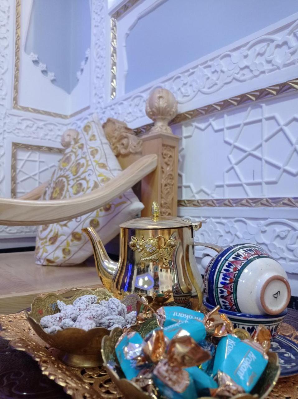 Hotel Rizqiro'Z Boutique บูคารา ภายนอก รูปภาพ