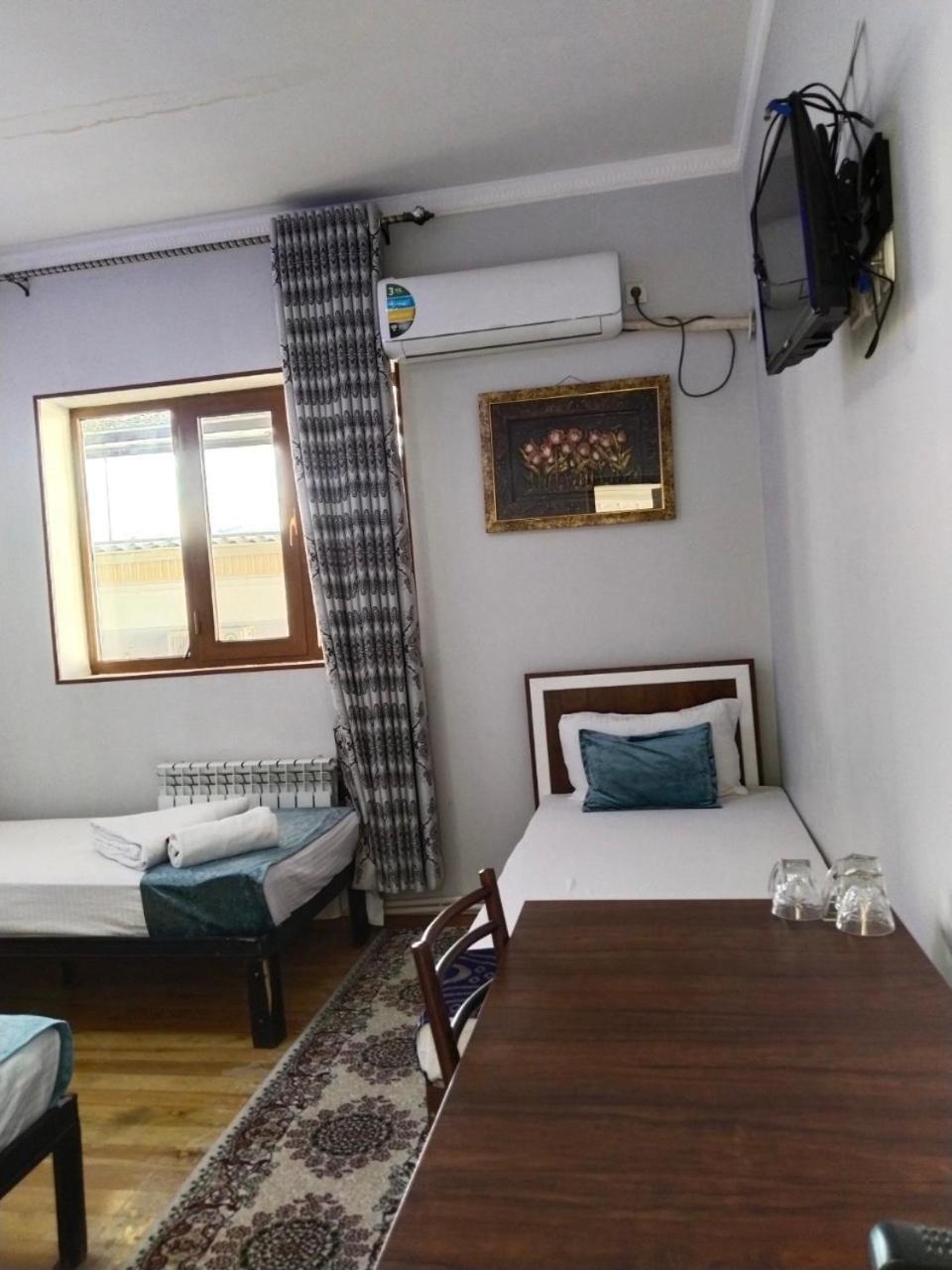 Hotel Rizqiro'Z Boutique บูคารา ภายนอก รูปภาพ