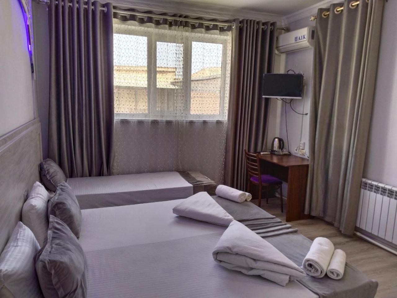 Hotel Rizqiro'Z Boutique บูคารา ภายนอก รูปภาพ