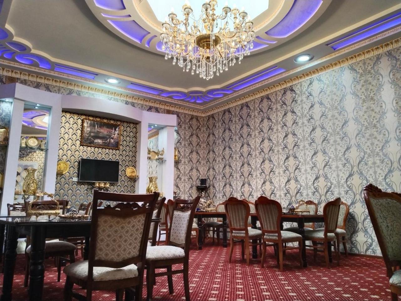 Hotel Rizqiro'Z Boutique บูคารา ภายนอก รูปภาพ