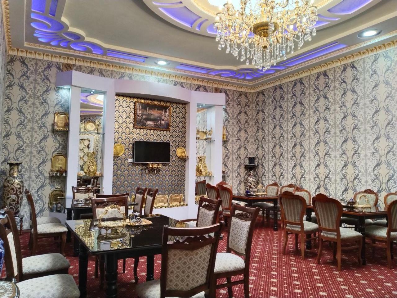 Hotel Rizqiro'Z Boutique บูคารา ภายนอก รูปภาพ