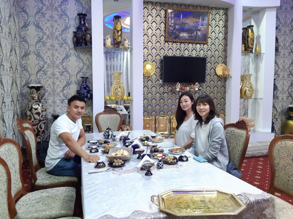 Hotel Rizqiro'Z Boutique บูคารา ภายนอก รูปภาพ